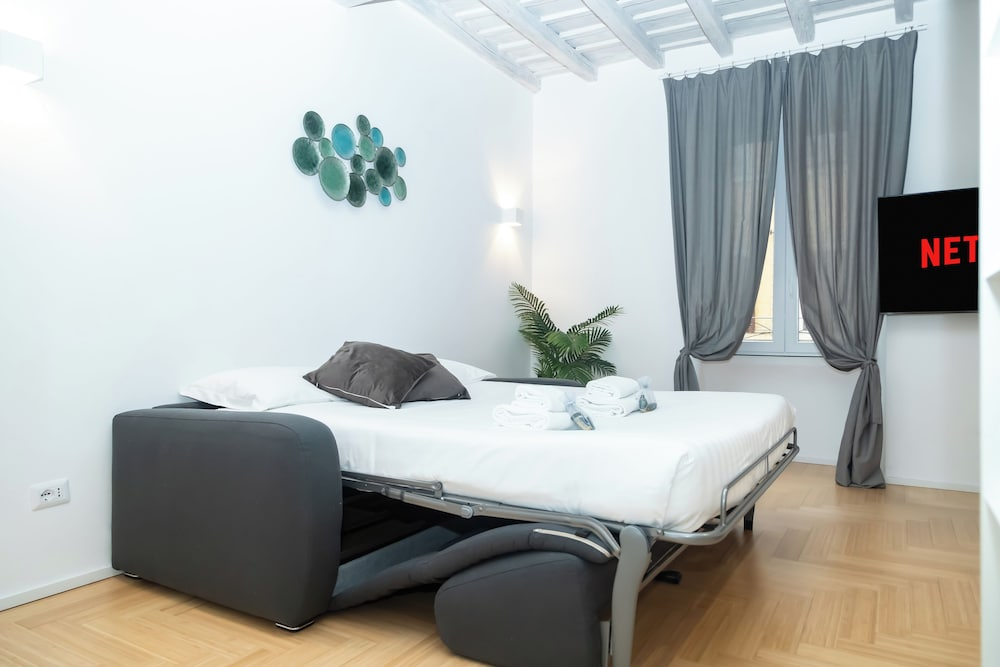 Luxury Suite a Due Passi da San Pietro