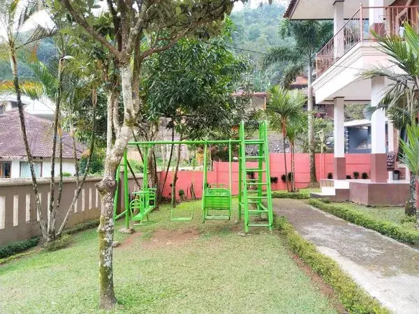 Villa Yustisia Curug 7 Cilember