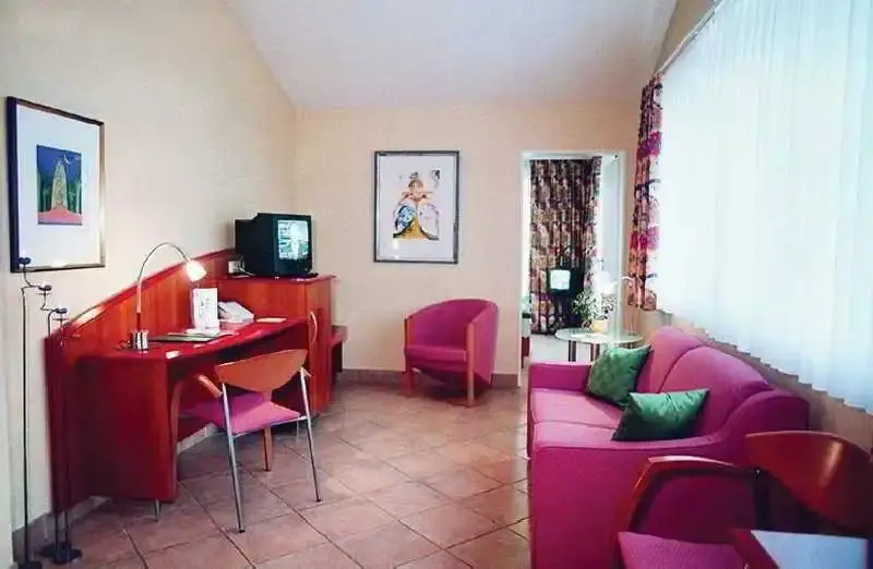Hotel Mado