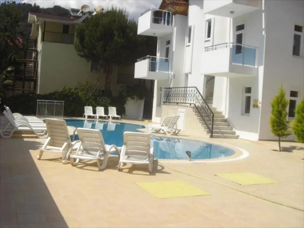 Tolan Apartments