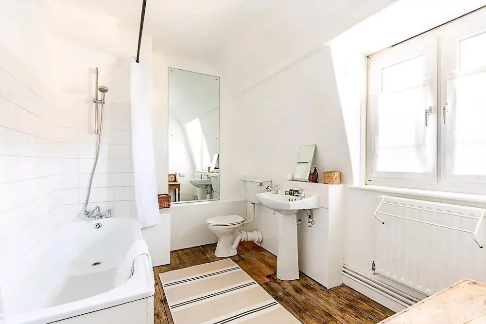 Sich - Warm & Inviting Flat by Liverpool Street