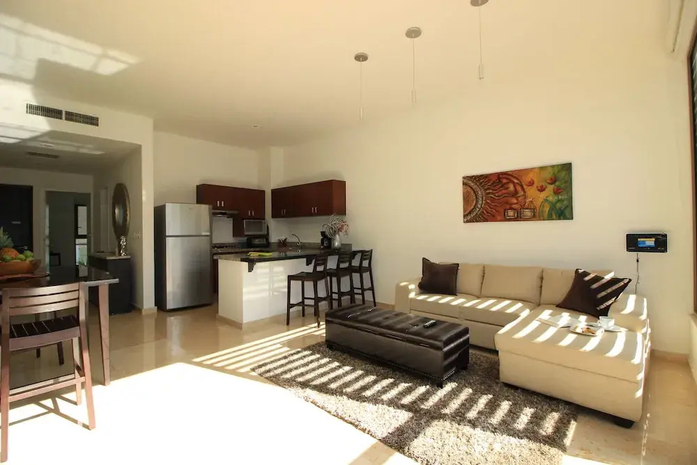 Penthouse with Golf View by Olahola