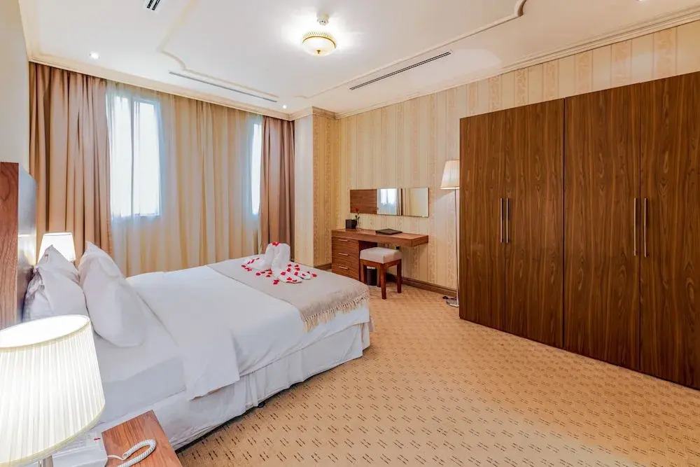 Al Diyafa Furnished Suites