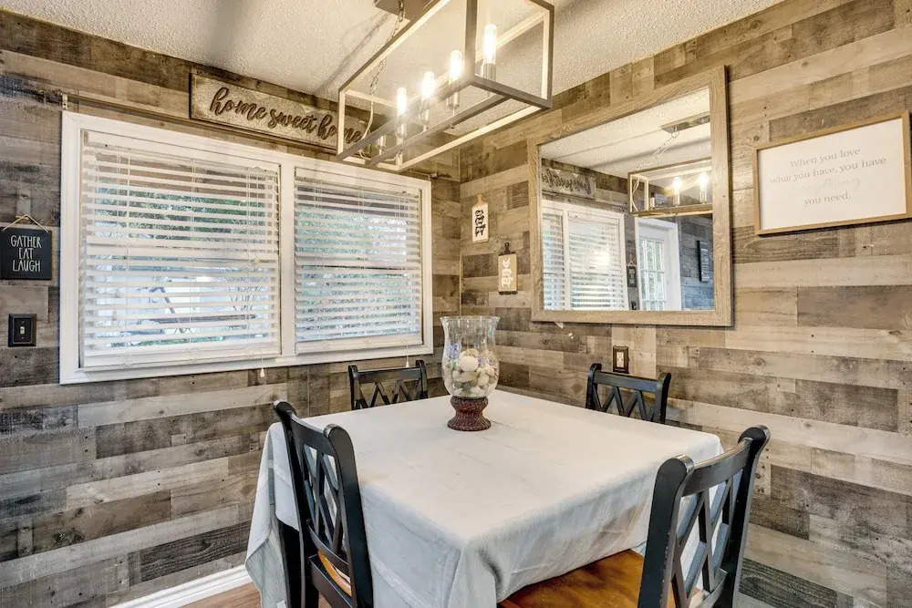 Near Wineries & Guadalupe River! Stylish Home