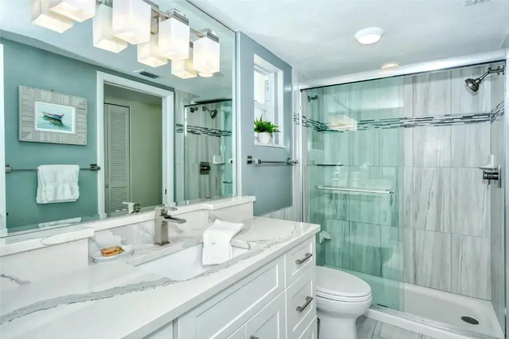 LaPlaya 204D Beach-lovers paradise 200 feet of private beach along the turquoise Gulf of Mexico