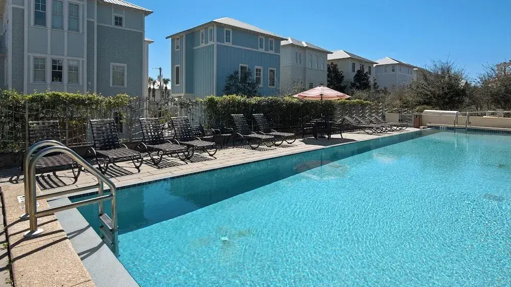 Private Pool, Minutes to the Gulf - Pet Friendly + 5 Bikes: Sleeps 12