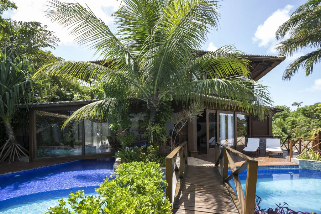 Sombra e Água Fresca Resort