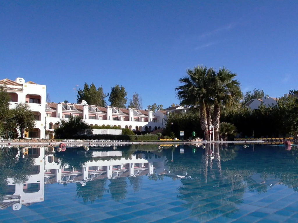 Golden Club Cabanas