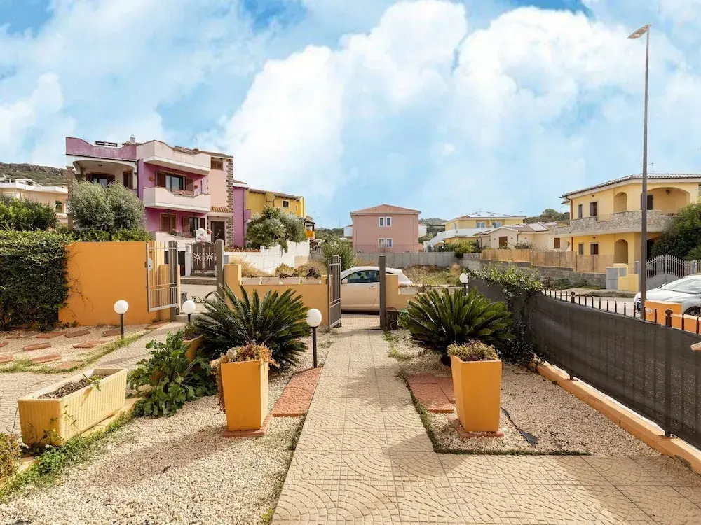 Apartment With air Conditioning and Terrace