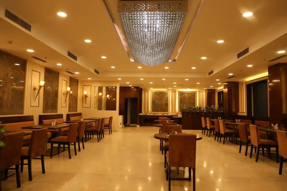 Lemon Tree Hotel, Noida