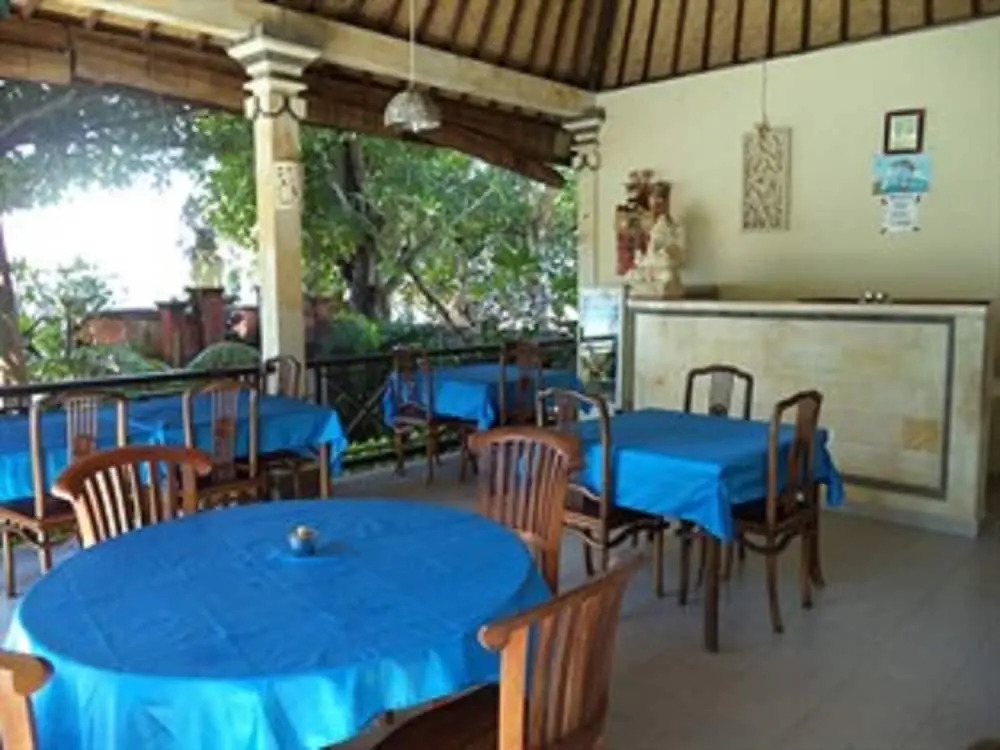 Deddys Beach Bungalows