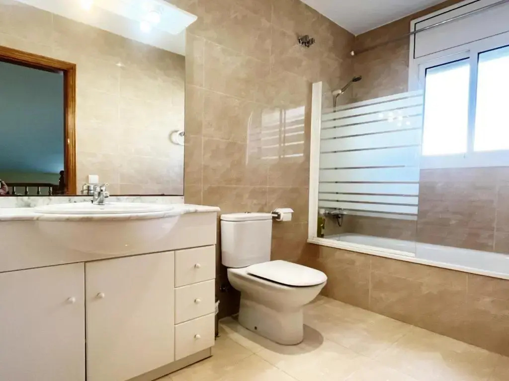 Villa Martina 4 bedroom villa with air conditioning & private swimming pool ideal for families