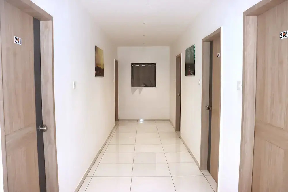 Hotel Near Me, Rajkot