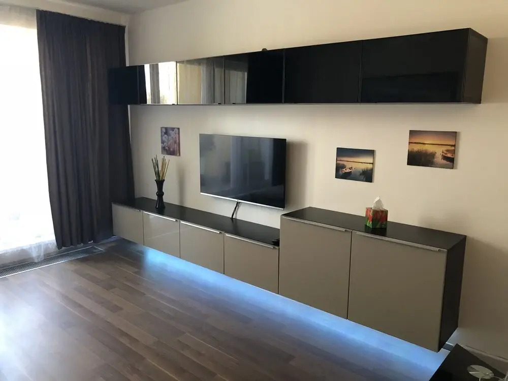 DeLuxe Apartments