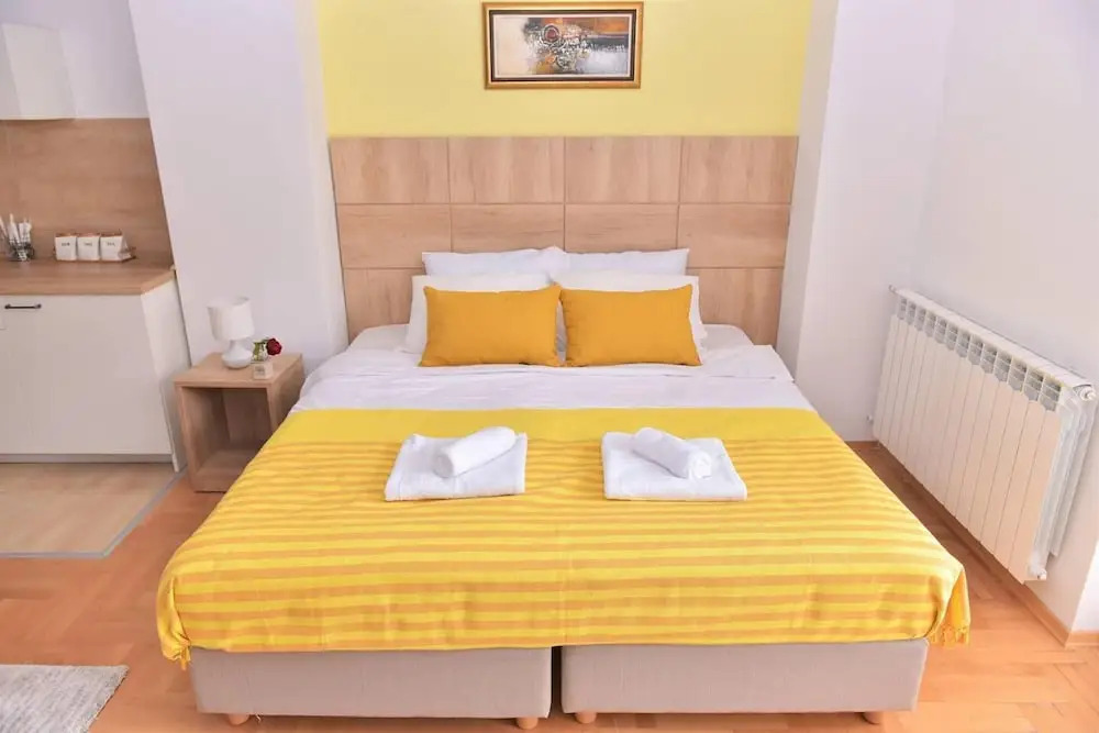 Unique Apartment Leninova
