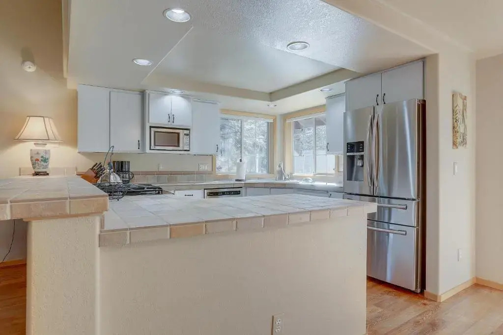 13 Ollalie-Great Yard-3BR/3BA
