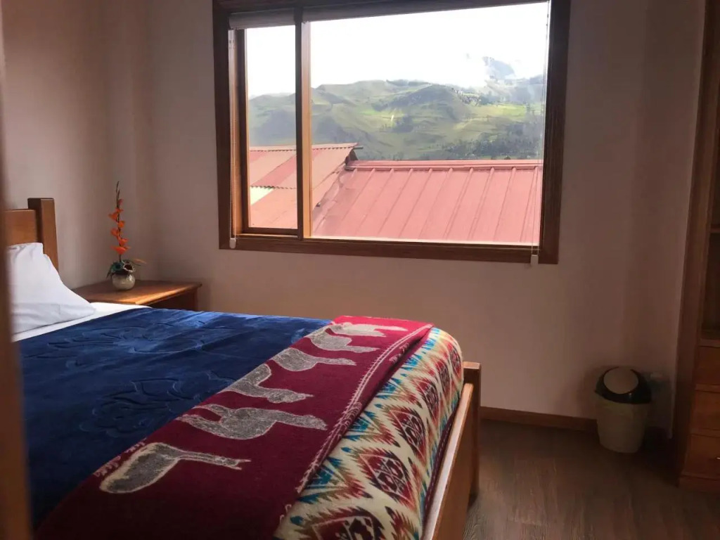 Community Hostel Alausi