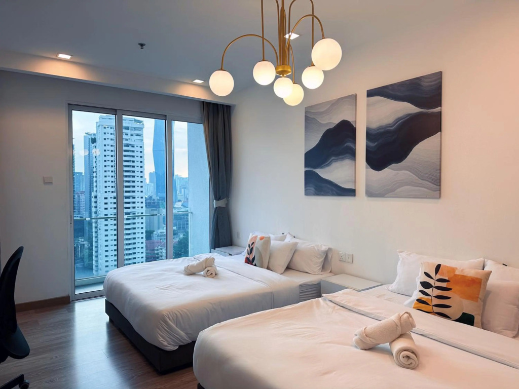 6PAX SUITES KL CITY Pavilion at Bukit Bintang NETFLIX & WIFI