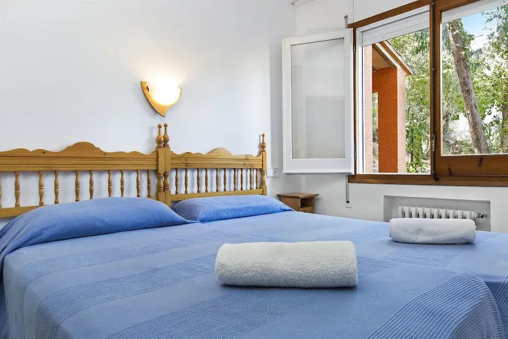 Apartment - 3 Bedrooms with Pool - 107488