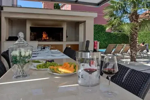 Apartments Villa Pina