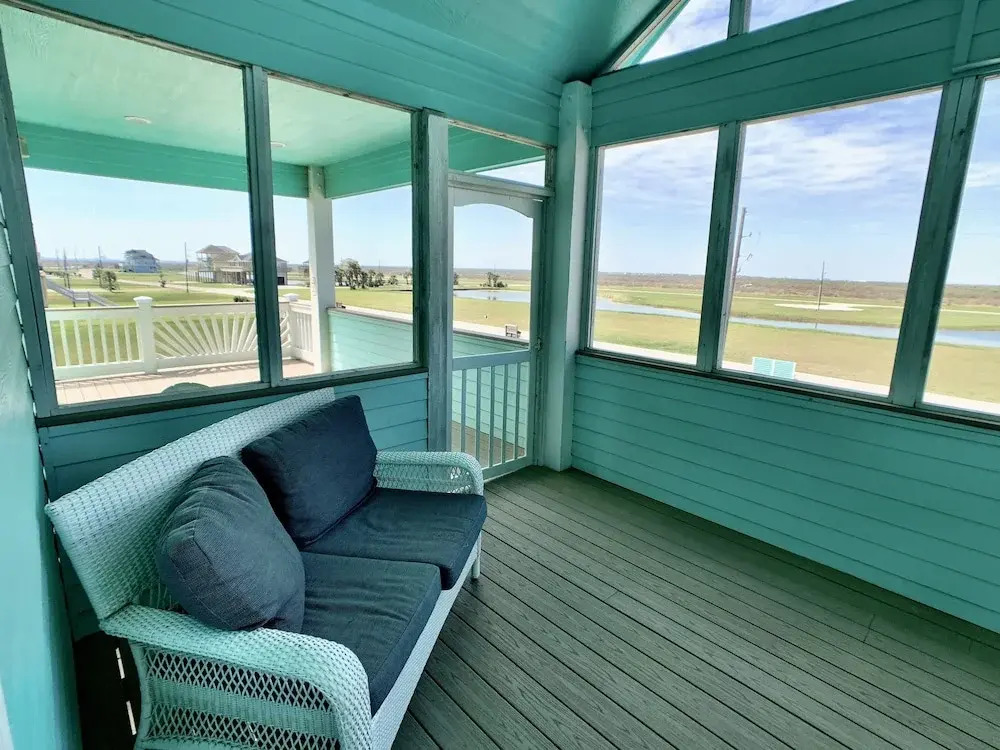 Gulf Pearl by RedAwning