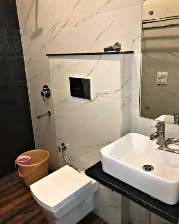 Hotel Glass Inn