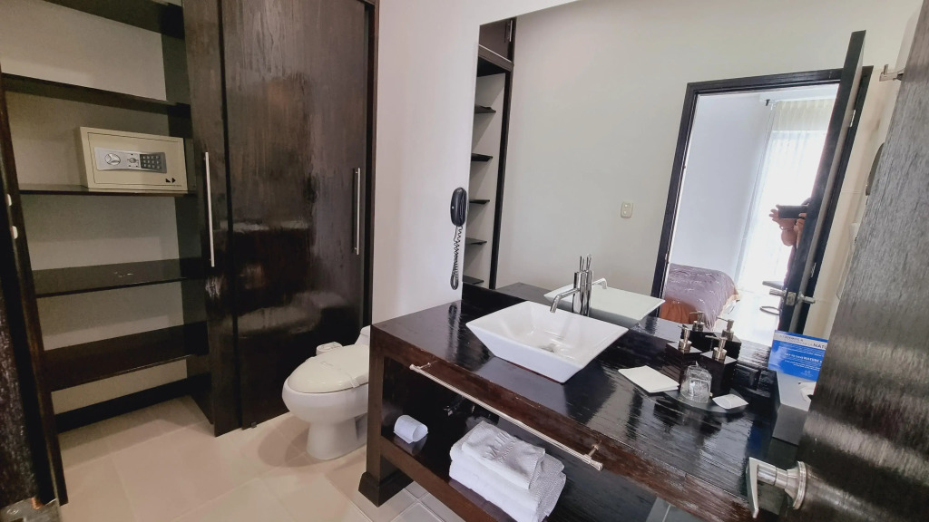 Habitat Suites Hotel By GHO Hoteles