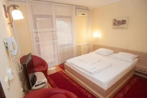 Hotel Extra Lion MD