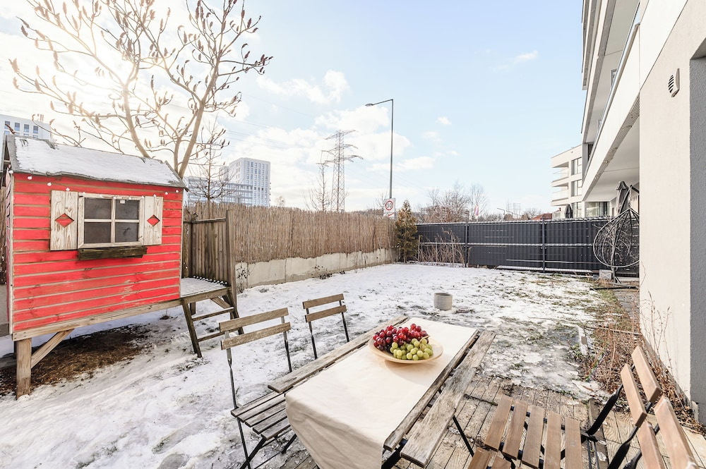 Lumina Family apartment with patio