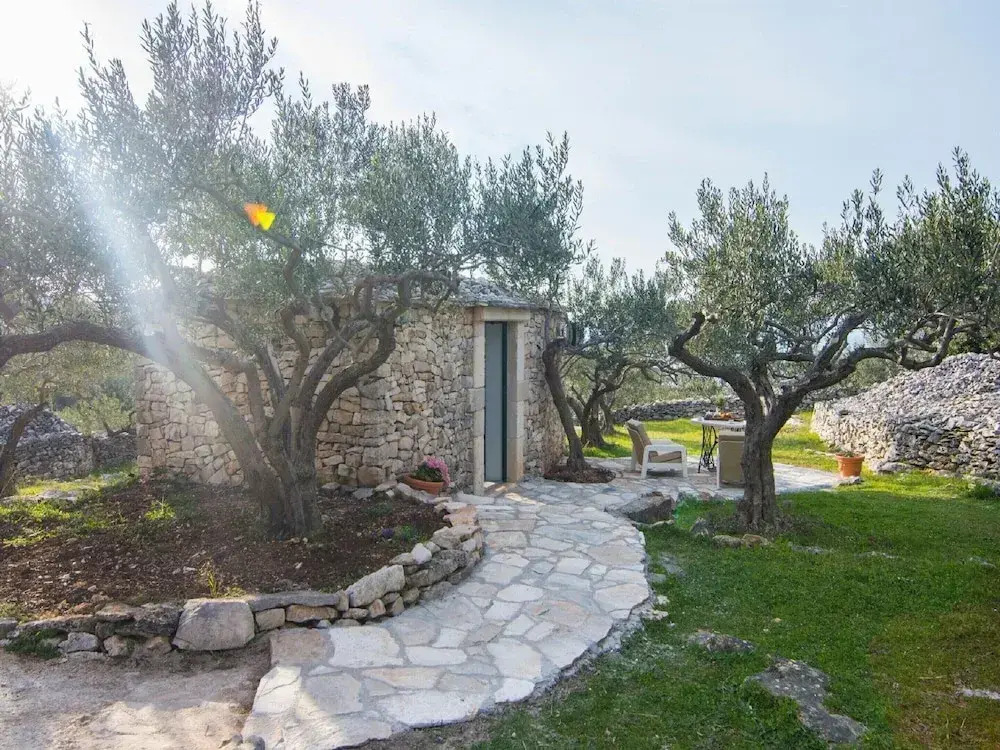Villa Roza - One Bedroom with Swimming Pool