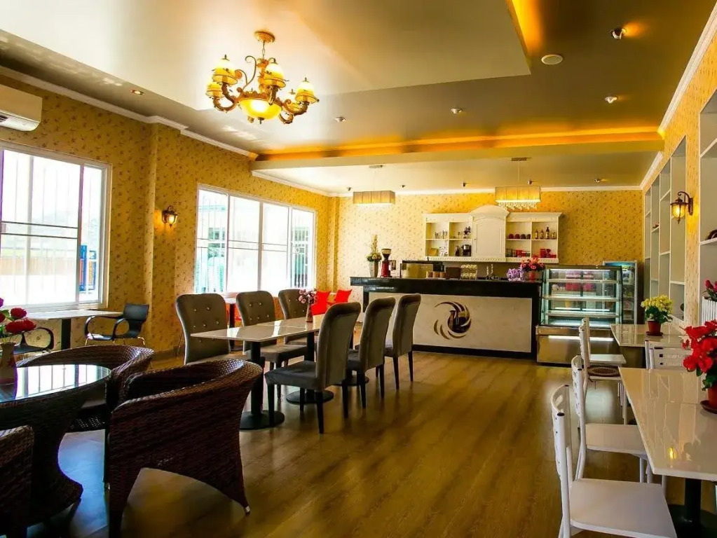 The Phoenix Hotel
