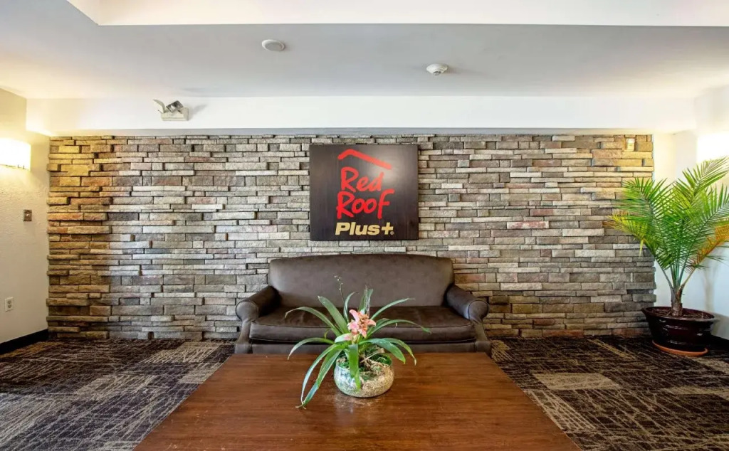 Red Roof Inn PLUS Miami Airport