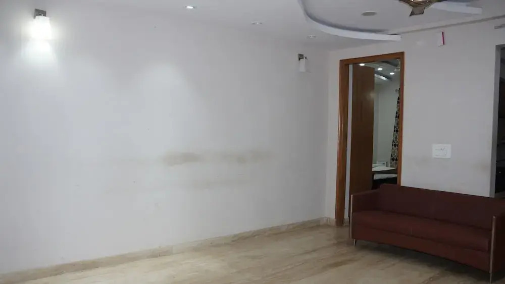 Maxfort Hospital Apartment
