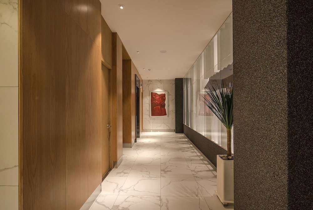 BLO BY BLO HOTEL