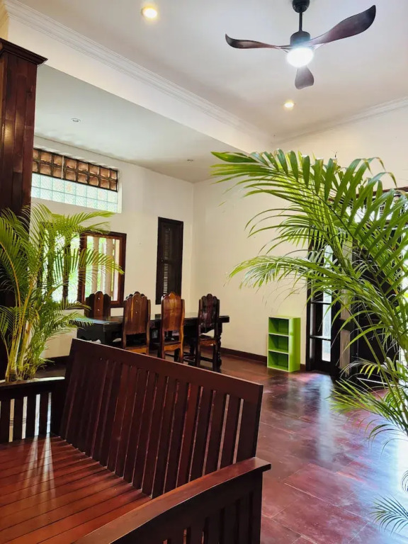 Platinum Haven Hostel & Gardens