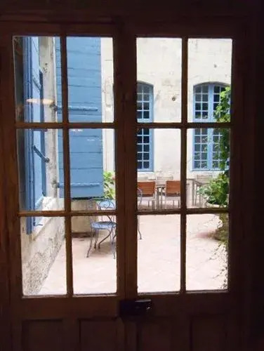 Hotel Saint Trophime