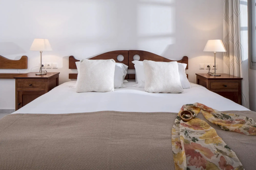 Acteon Hotel