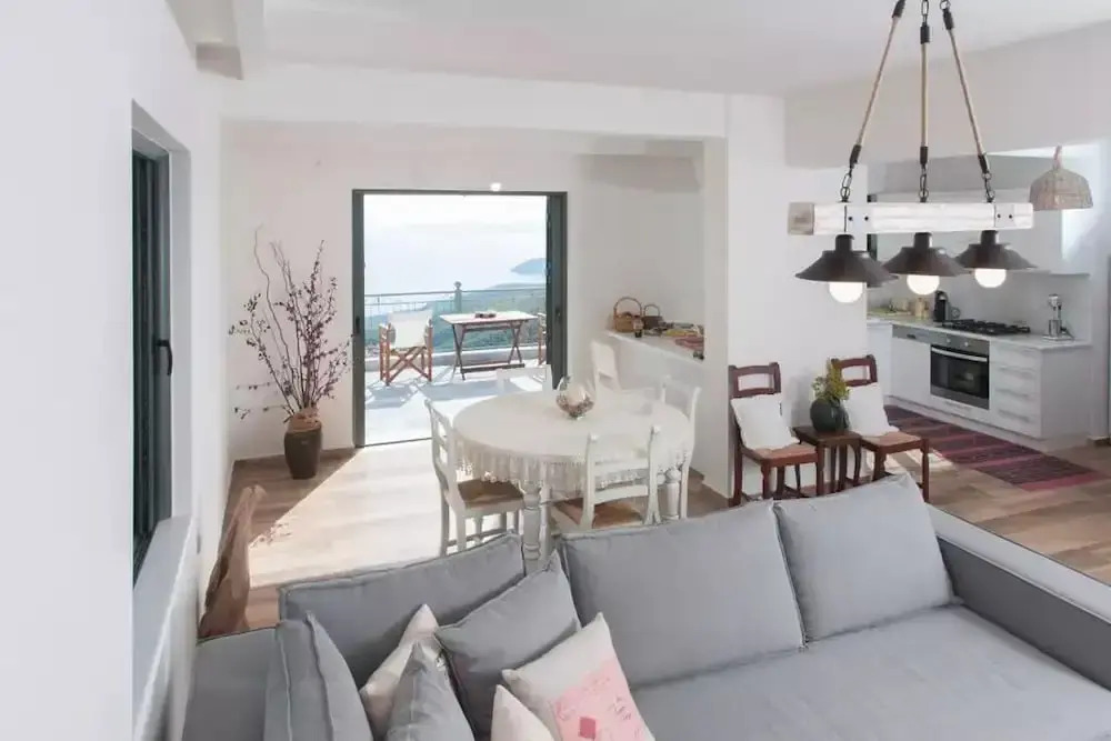 Mani's balcony with seaview