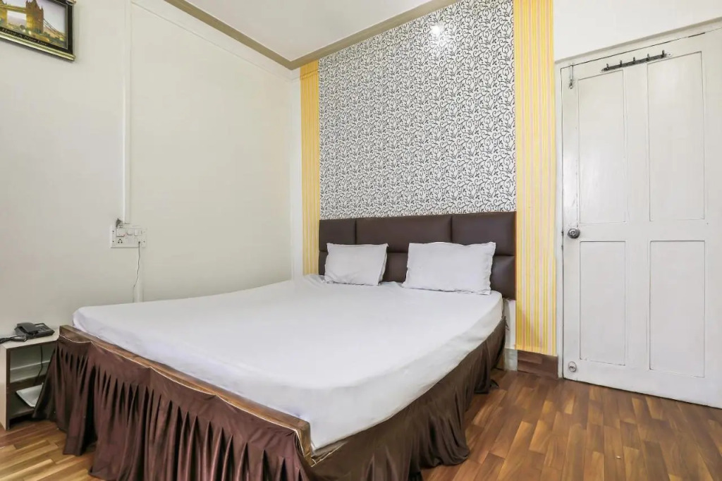 Hotel Priti International