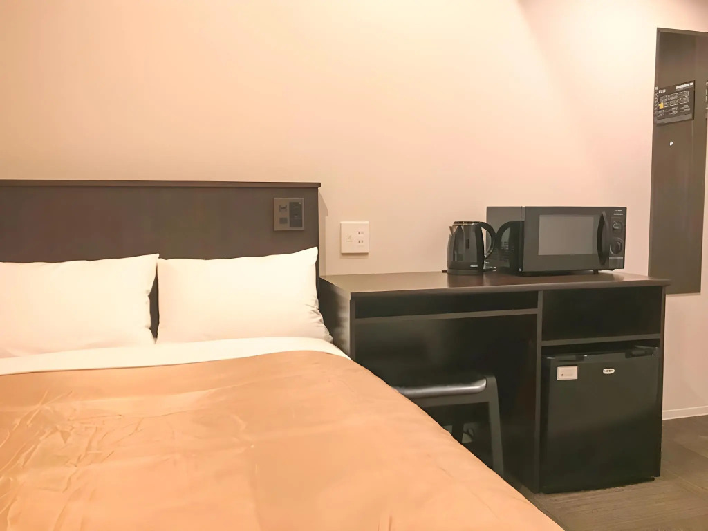 HOTEL LiVEMAX Shinyokohama