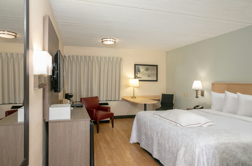 Red Roof Inn PLUS Miami Airport