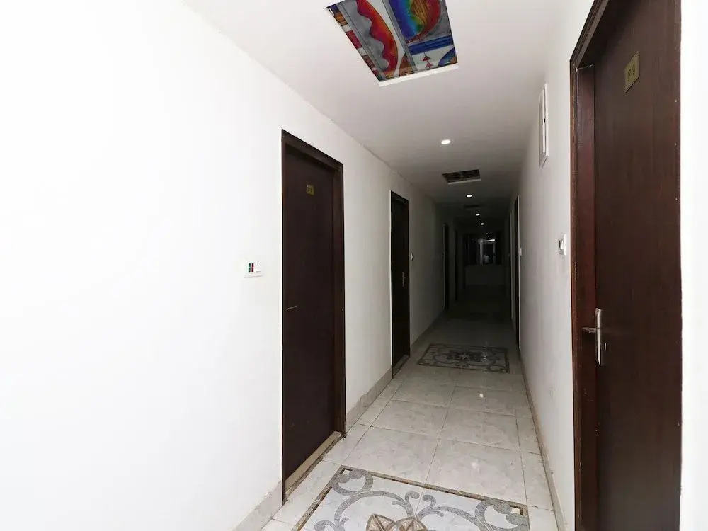 Hotel Shubh Sarthak by OYO Rooms