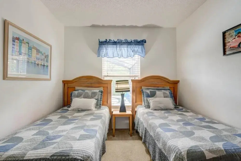 Virginie's Clear Creek 5 Bedroom Home