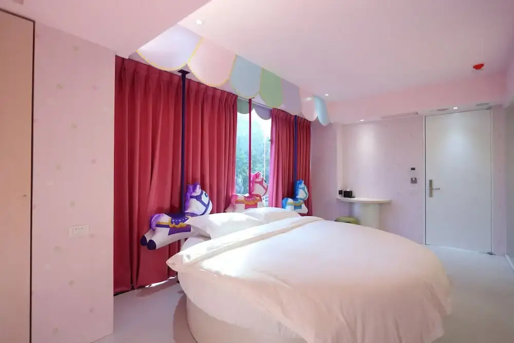 The Fantasy Apartment