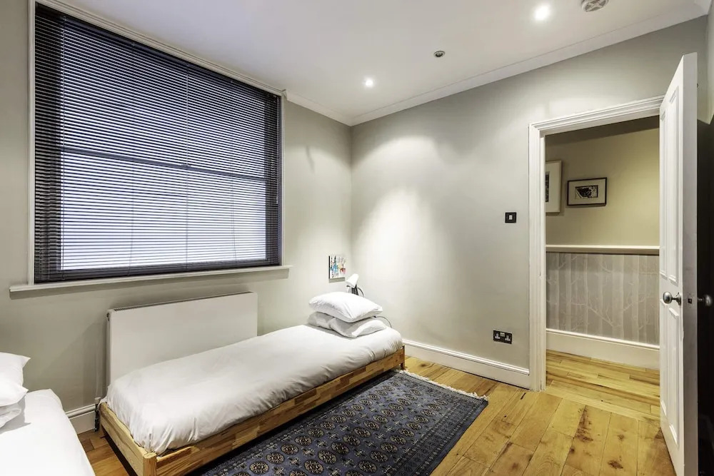Stylish Kings Cross Apartment With Garden Retreat