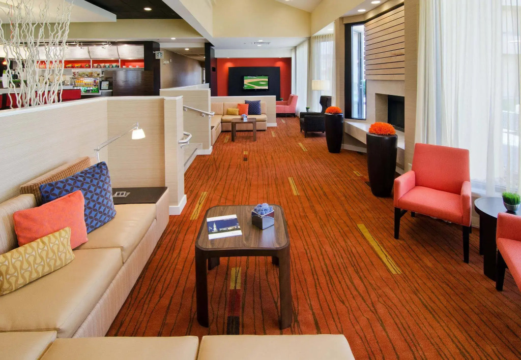 Courtyard by Marriott Huntsville University Drive