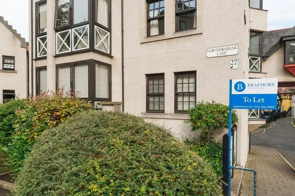 Dean Village with private parking