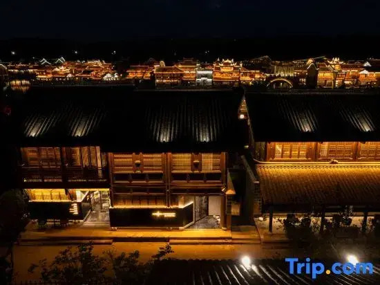 Lizhuang Moonlight Field Xinghexing Art-themed Homestay