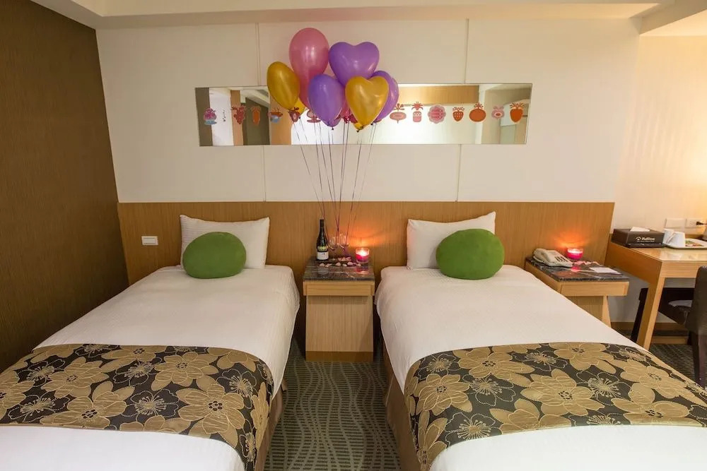 Sunny Hotel