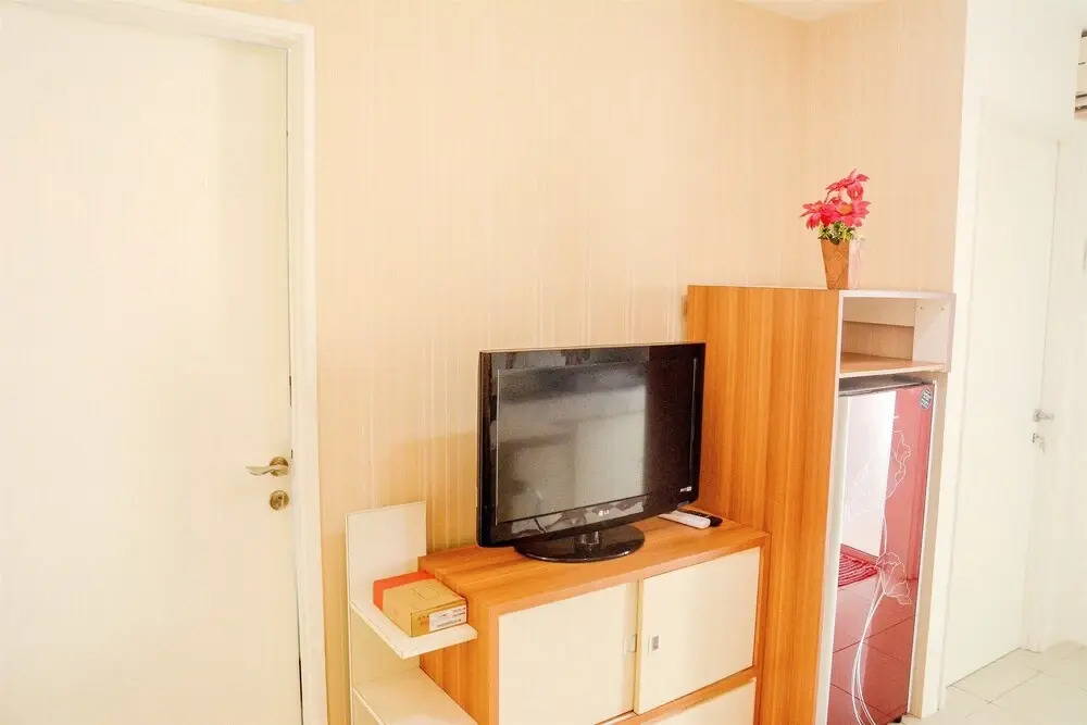 2Br Homey Green Palace Kalibata Apartment